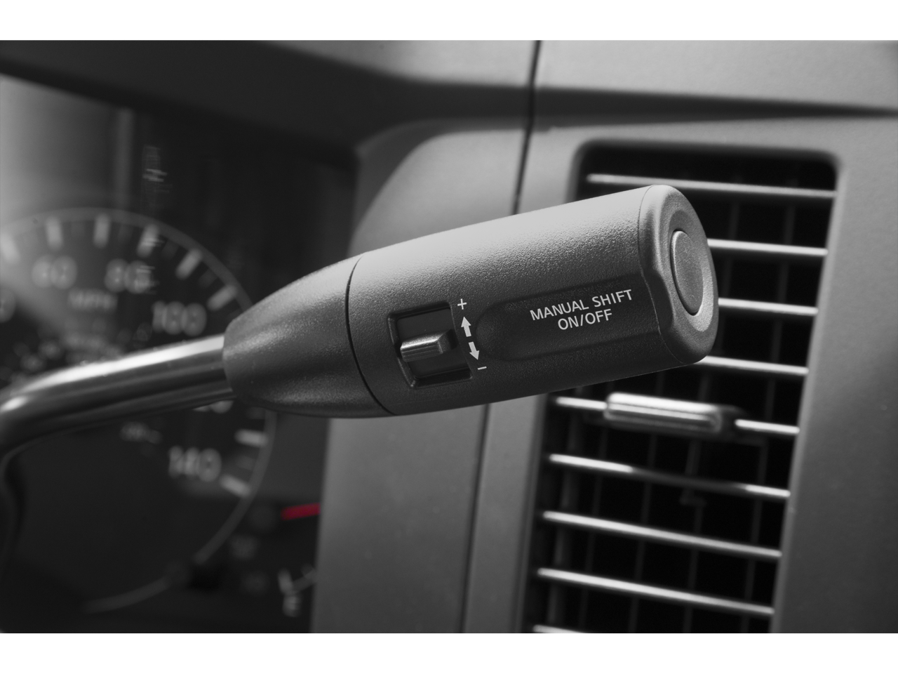 2015 Nissan NV3500 SL