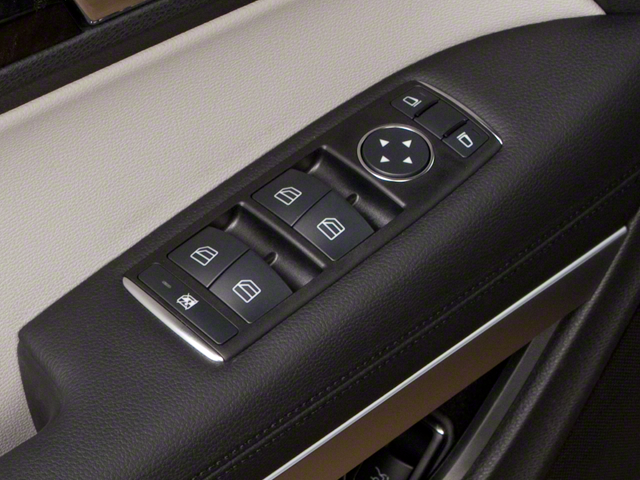 2011 Mercedes-Benz E-Class E 550 COUPE