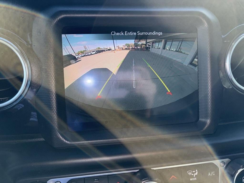 2020 Jeep Wrangler Sahara Altitude