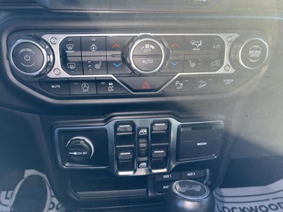 2020 Jeep Wrangler Sahara Altitude