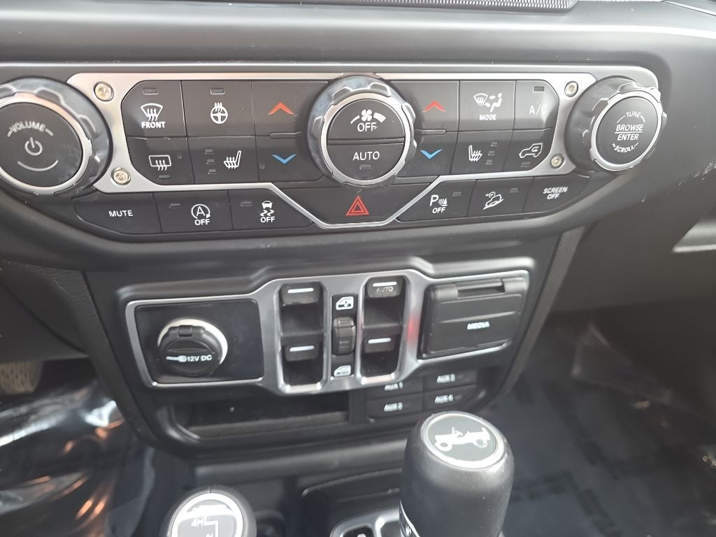 2019 Jeep Wrangler Sahara
