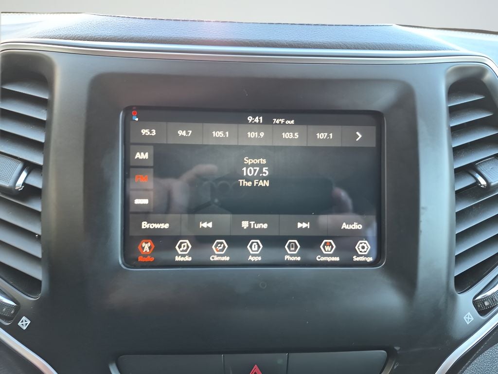 2019 Jeep Cherokee Latitude Plus