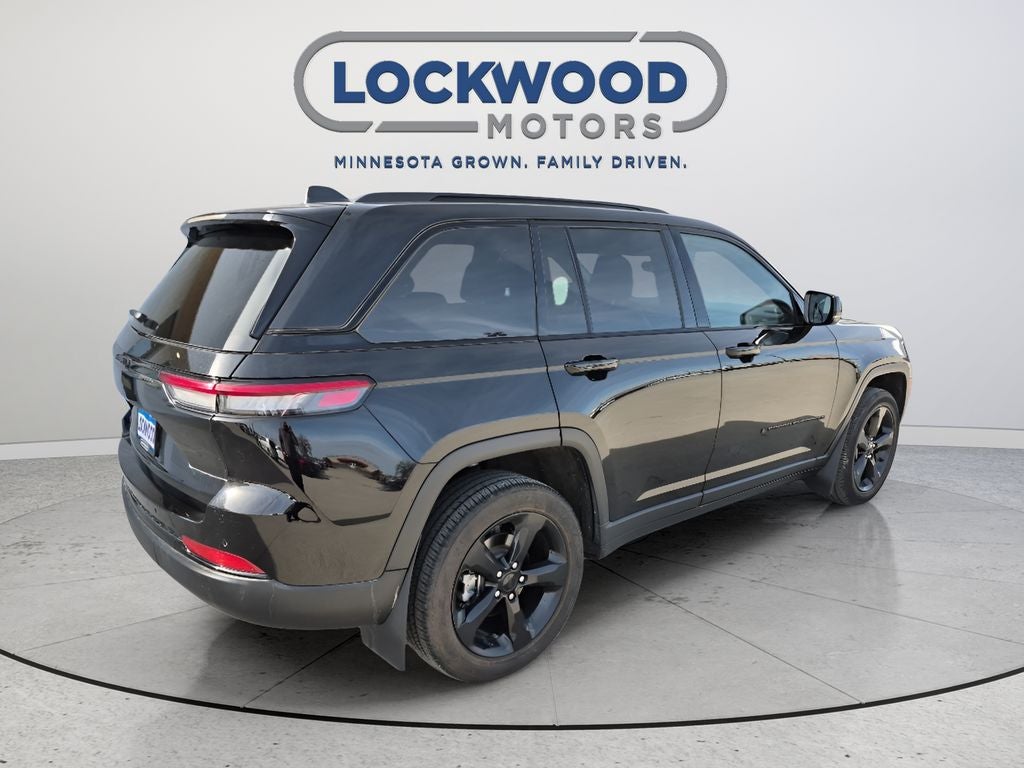 2023 Jeep Grand Cherokee Altitude