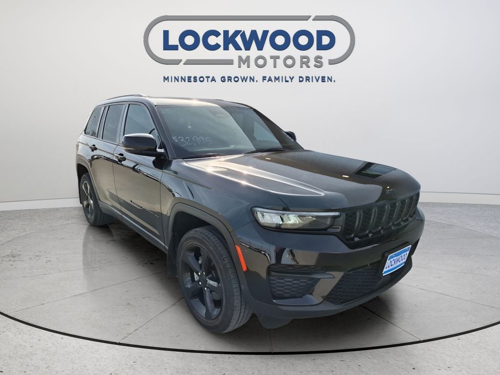 2023 Jeep Grand Cherokee Altitude
