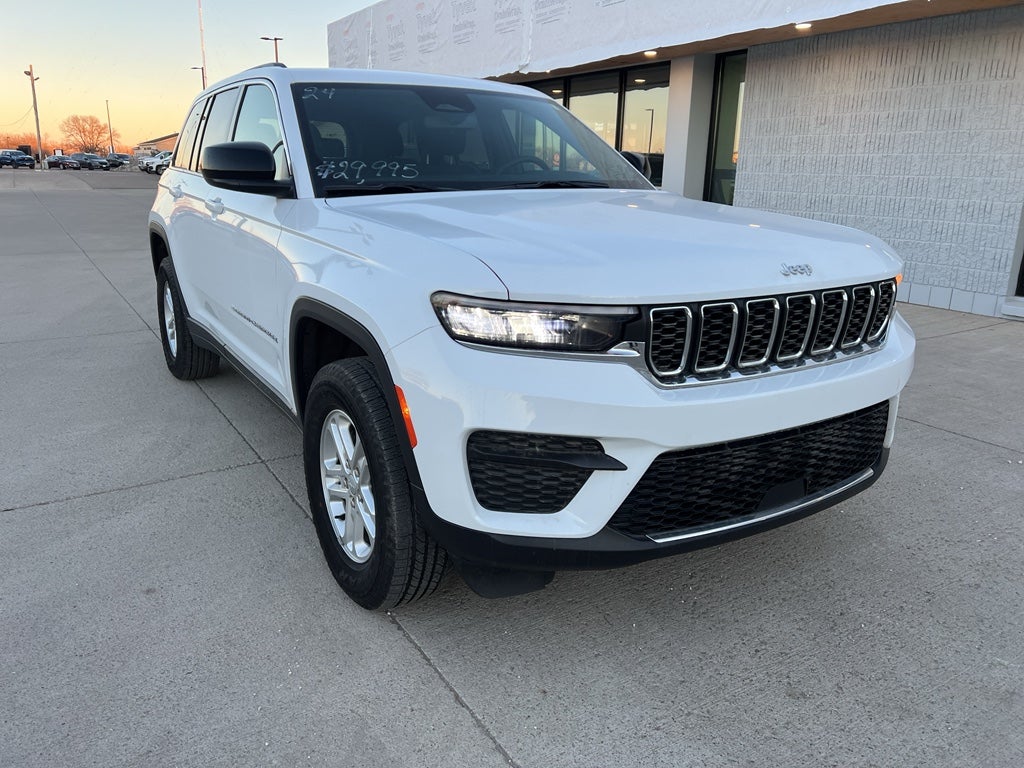 2024 Jeep Grand Cherokee Laredo