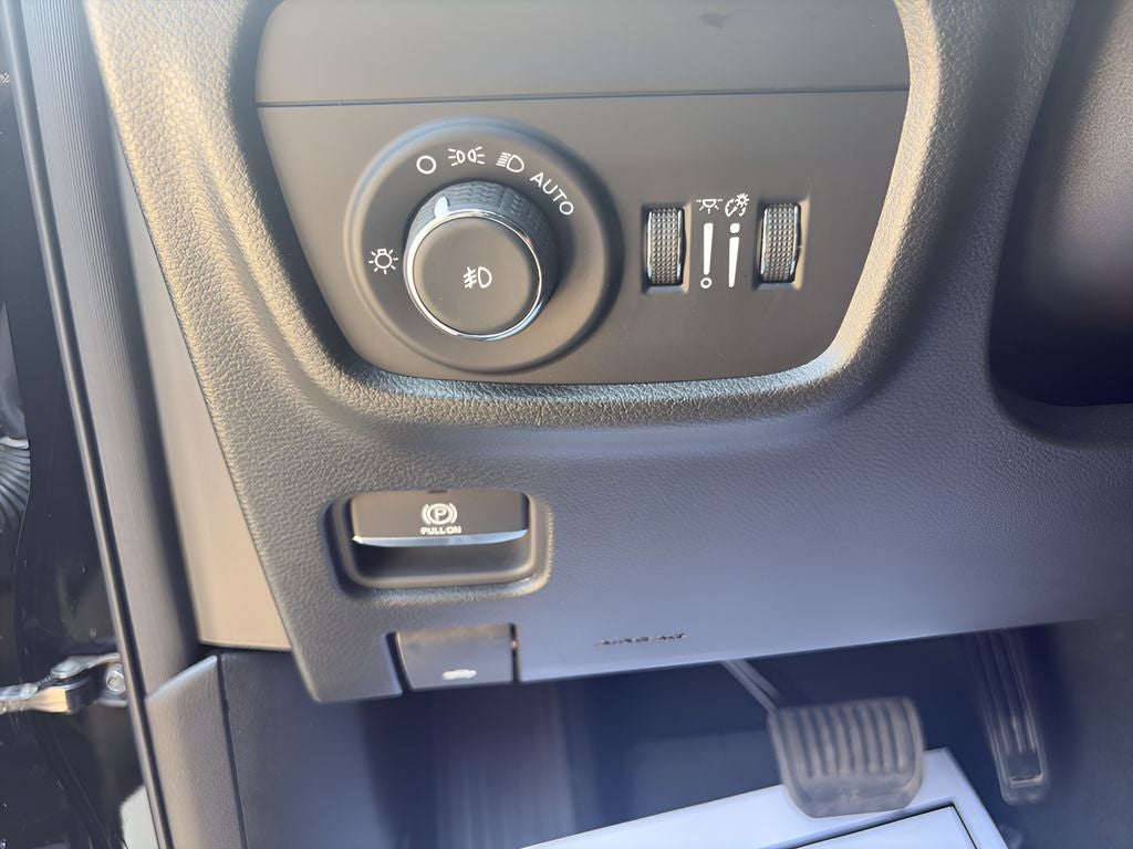 2024 Jeep Grand Cherokee Limited LUX