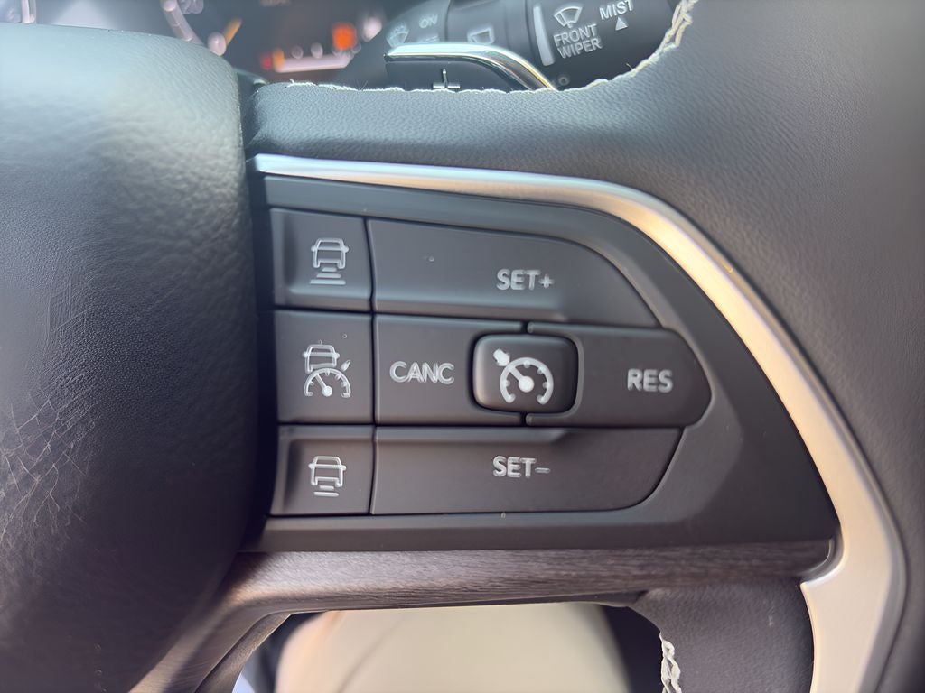 2024 Jeep Grand Cherokee Limited LUX