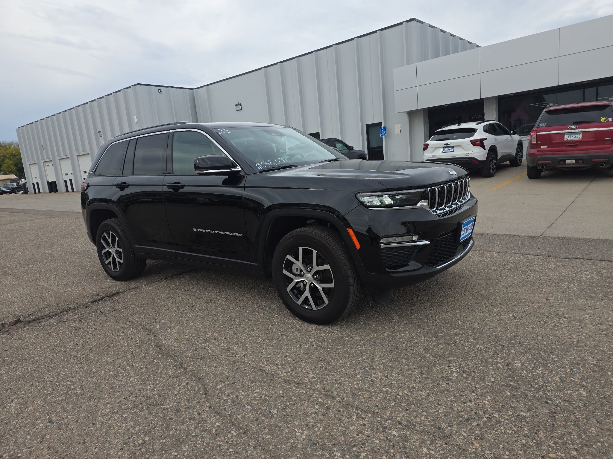 2025 Jeep Grand Cherokee Limited