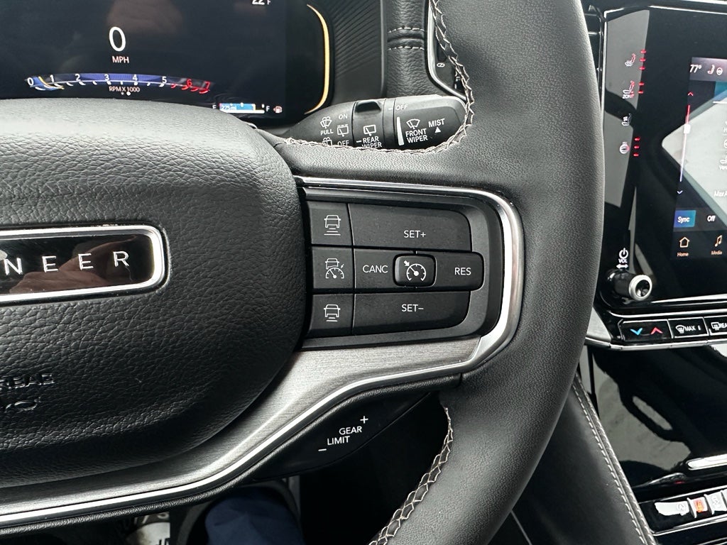 2024 Jeep Wagoneer L Series II Carbide