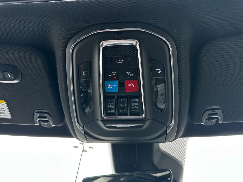 2024 Jeep Wagoneer L Series II Carbide