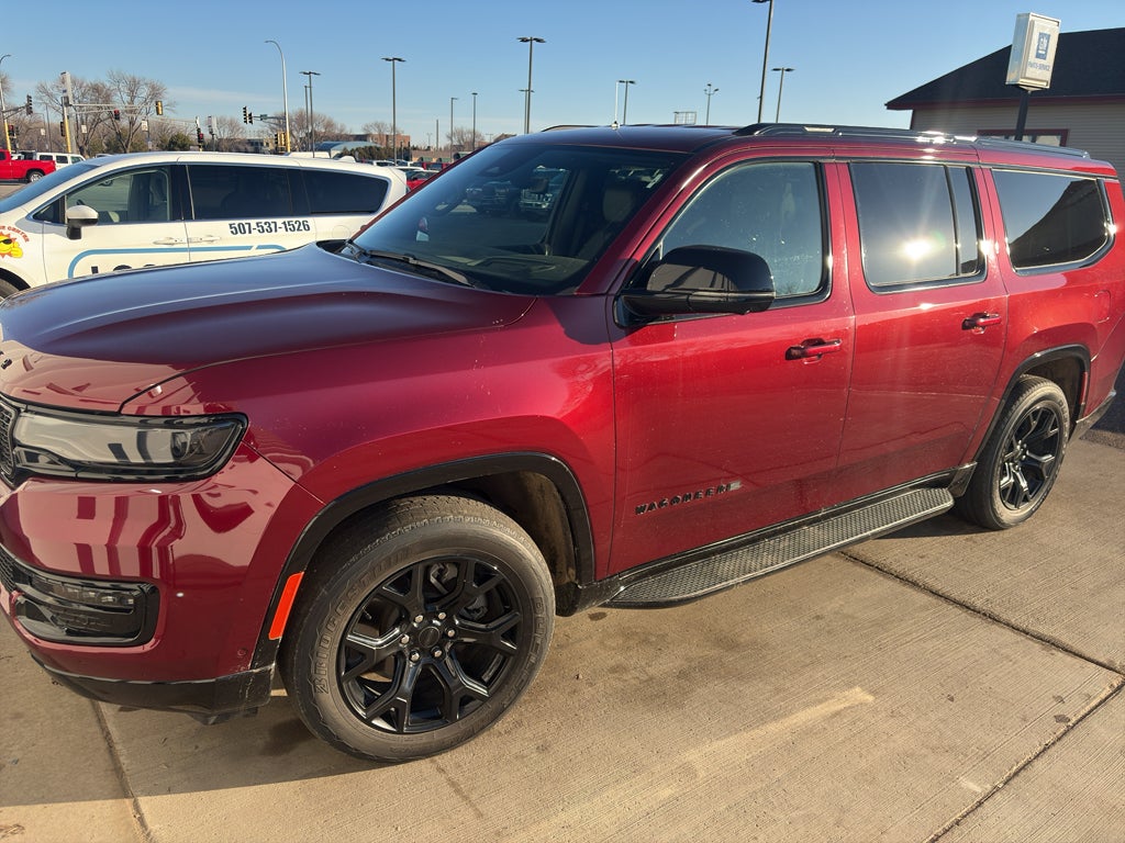2025 Jeep Wagoneer L Series II Carbide