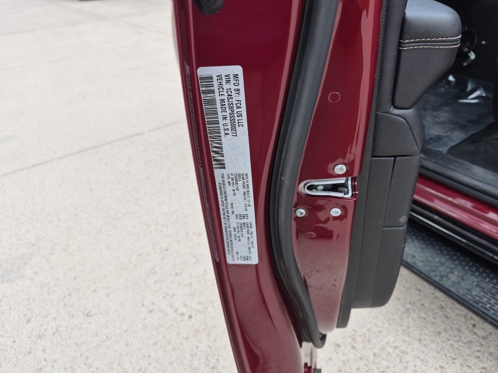 2025 Jeep Wagoneer L Series II Carbide