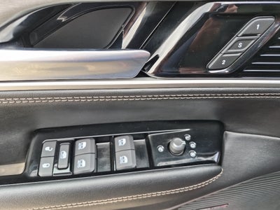 2025 Jeep Wagoneer L Series II Carbide