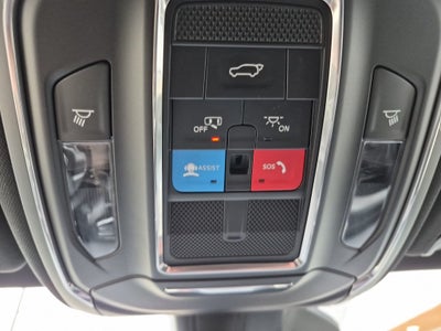 2025 Jeep Wagoneer L Series II Carbide