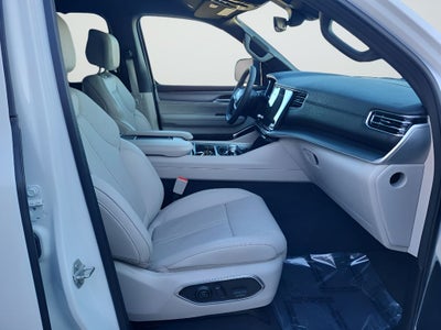 2025 Jeep Wagoneer L Series III