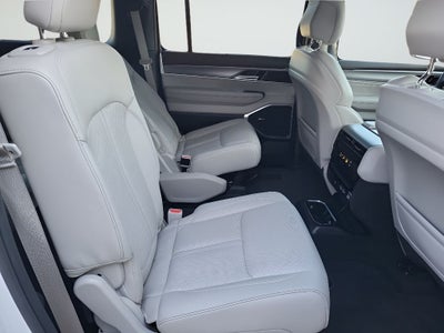 2025 Jeep Wagoneer L Series III