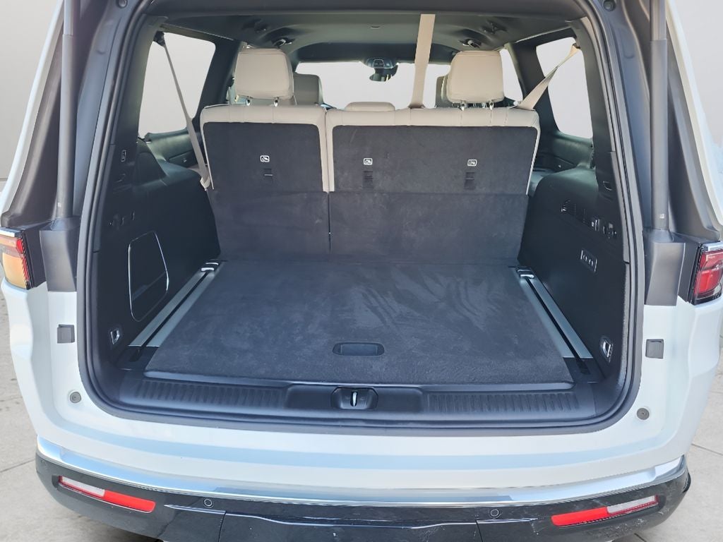 2025 Jeep Wagoneer L Series III