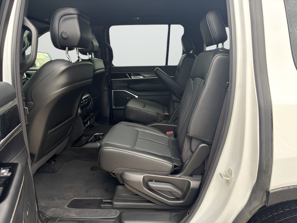 2024 Jeep Wagoneer Series III