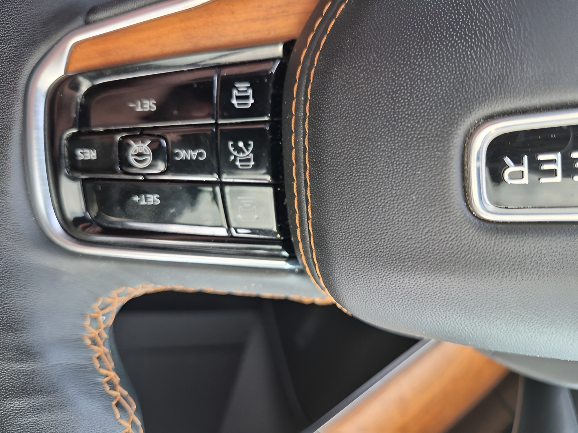 2024 Jeep Grand Wagoneer Series III