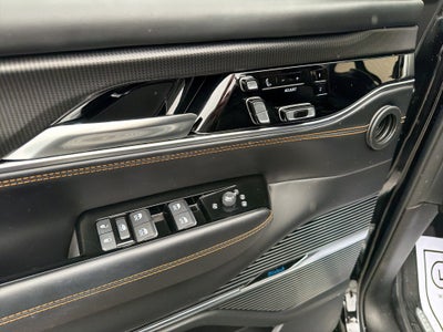 2023 Jeep Grand Wagoneer Series III Obsidian