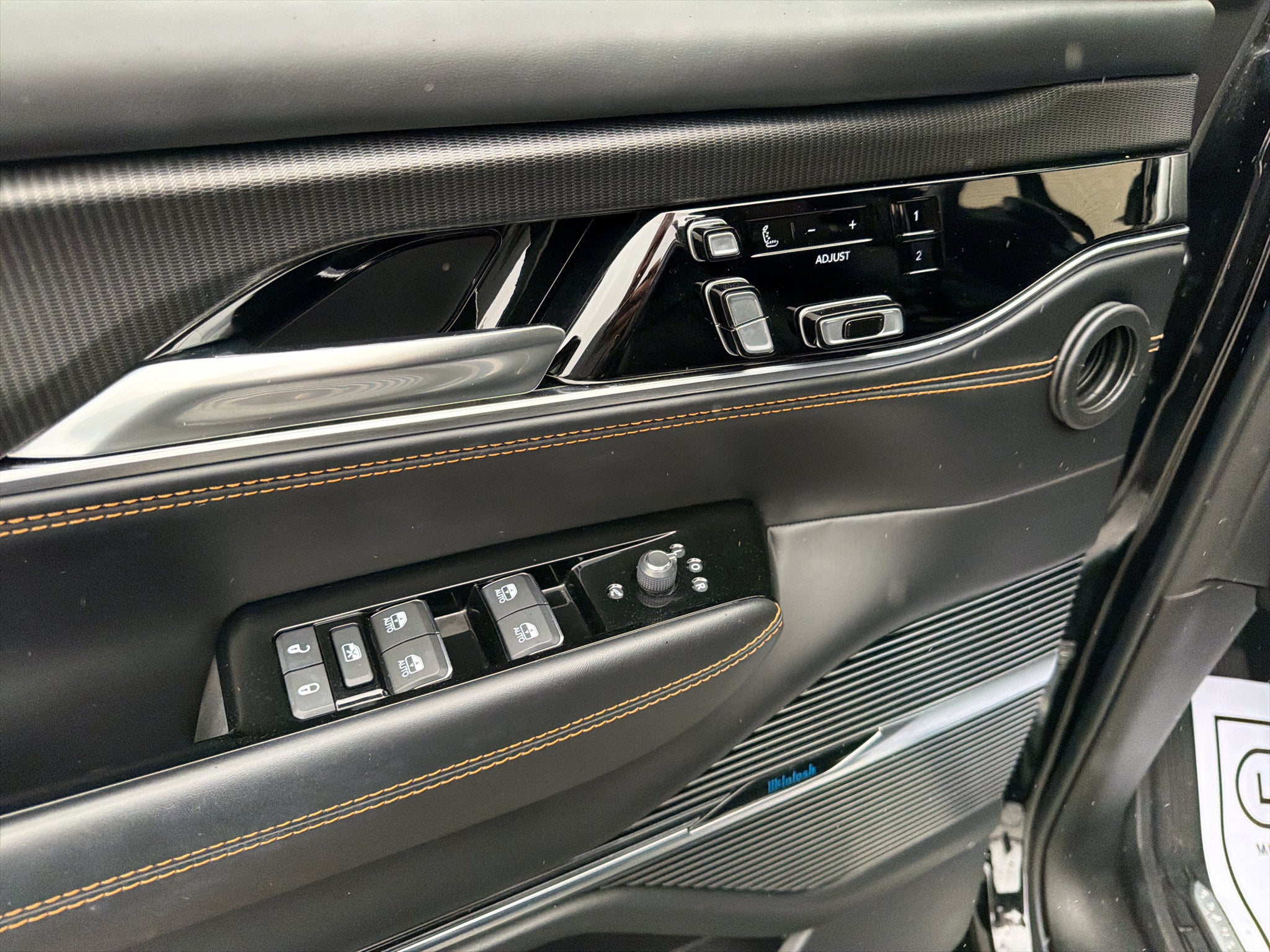 2023 Jeep Grand Wagoneer Series III Obsidian