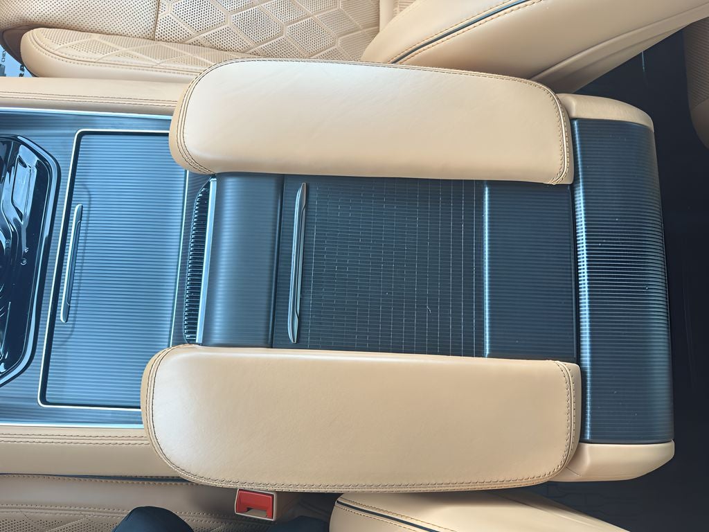2025 Jeep Grand Wagoneer Series III Obsidian
