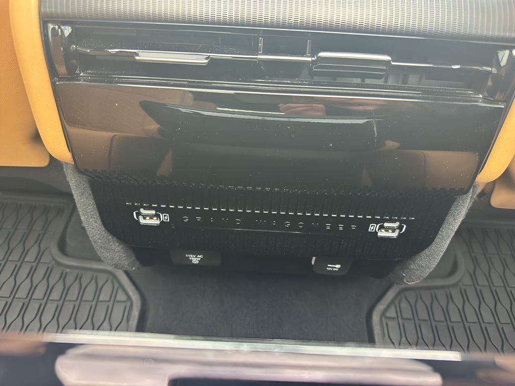 2025 Jeep Grand Wagoneer Series III Obsidian