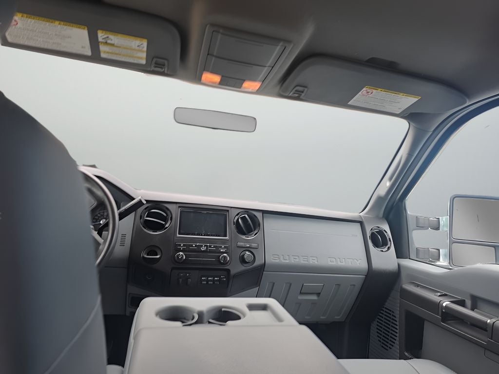 2012 Ford F-350 Super Duty Chassis XL