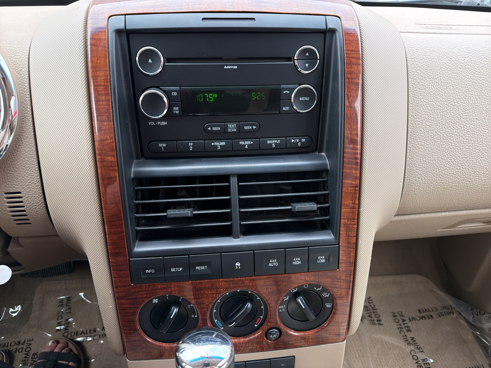 2010 Ford Explorer Eddie Bauer