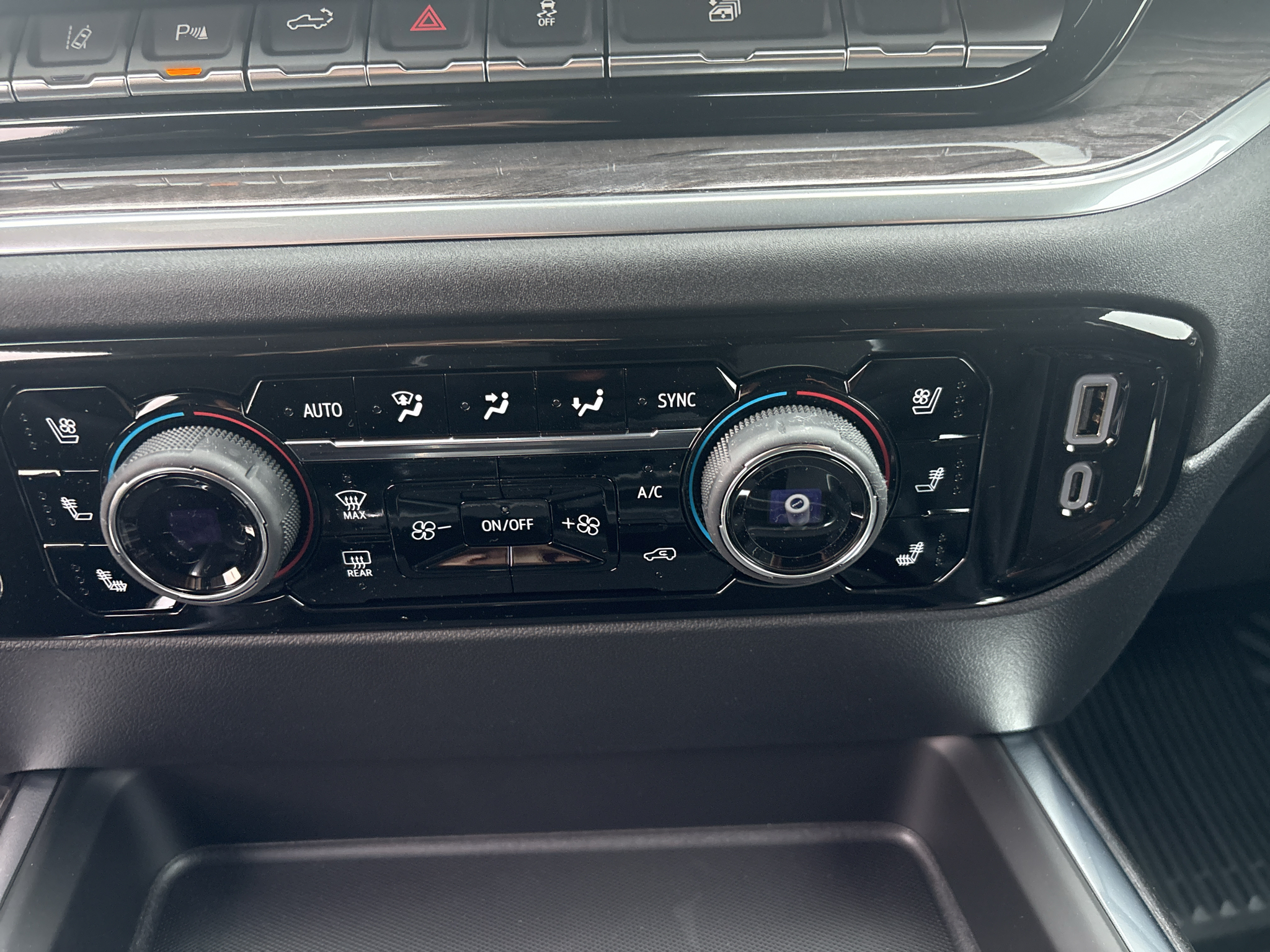 2026 Chevrolet Silverado 3500 LTZ