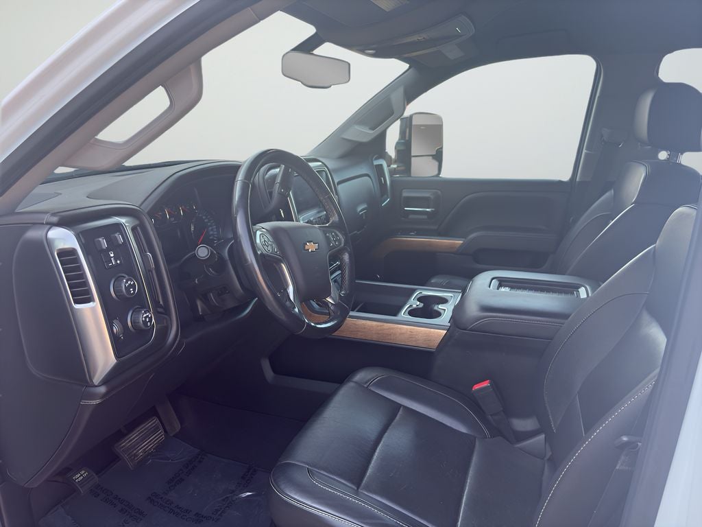 2019 Chevrolet Silverado 3500HD LTZ - Photo 10