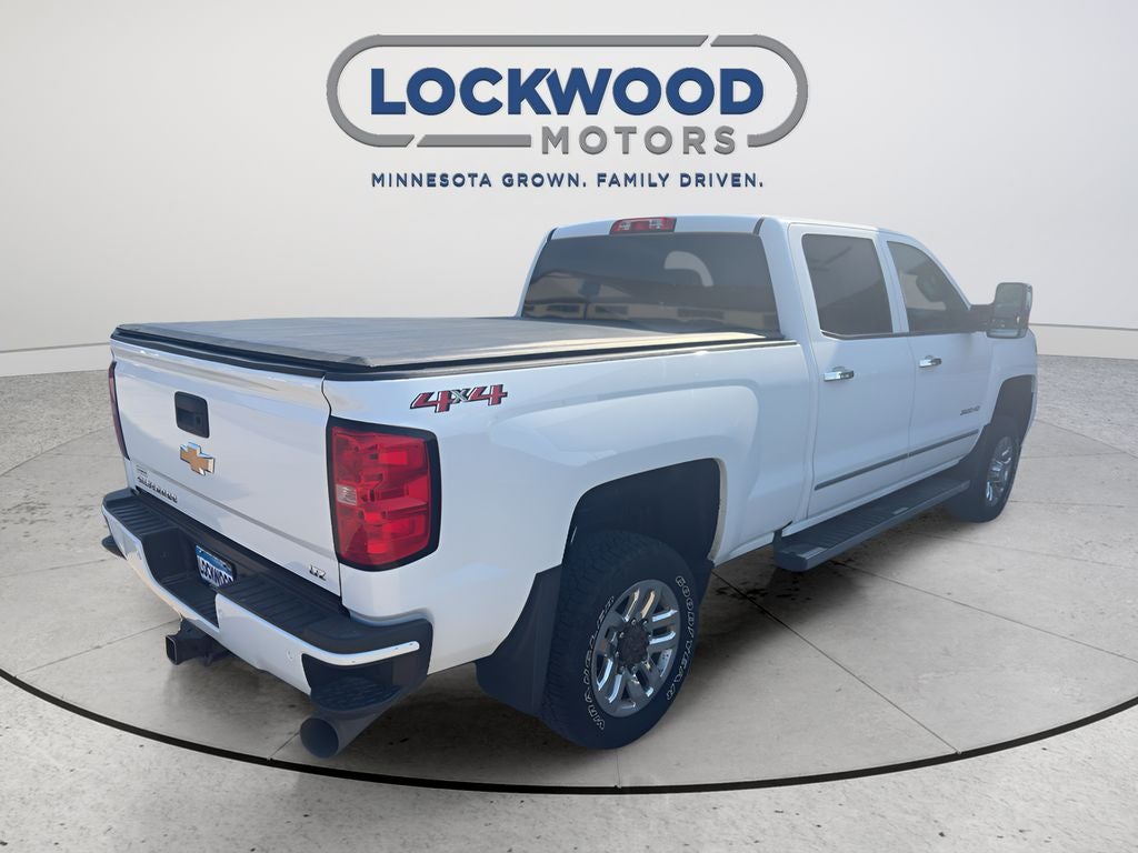 2019 Chevrolet Silverado 3500HD LTZ - Photo 5