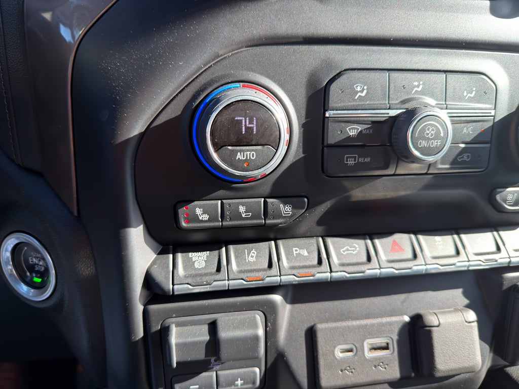 2023 Chevrolet Silverado 3500 High Country