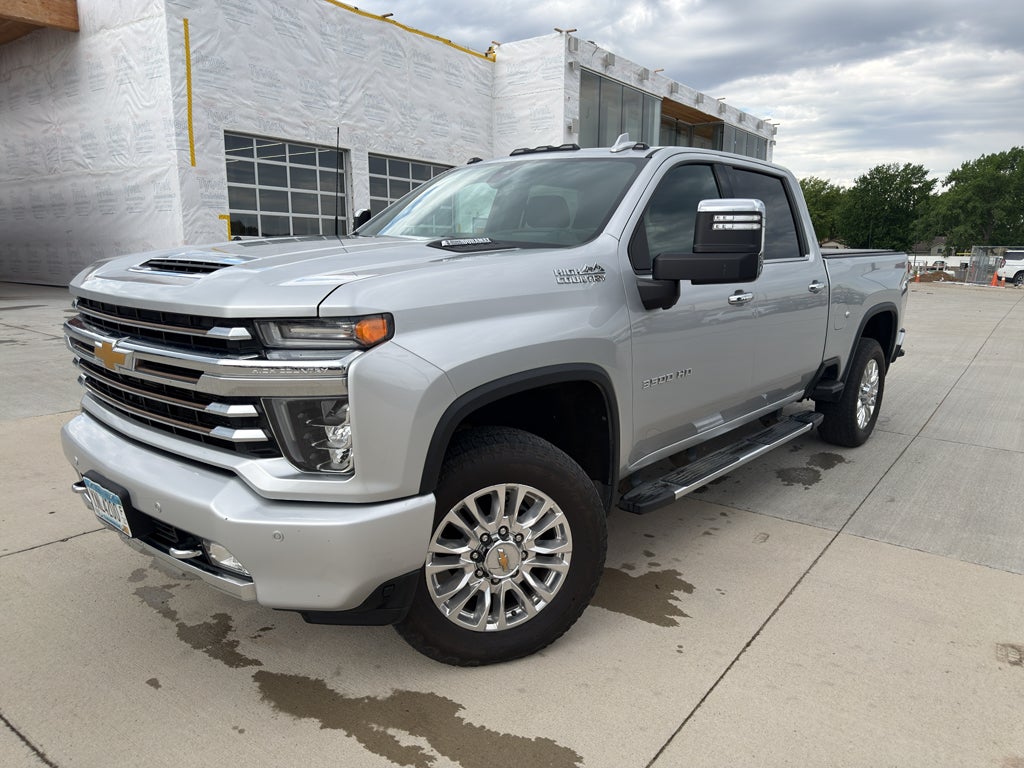2023 Chevrolet Silverado HD High Country 4WD Crew Cab Long Box SRW's photo