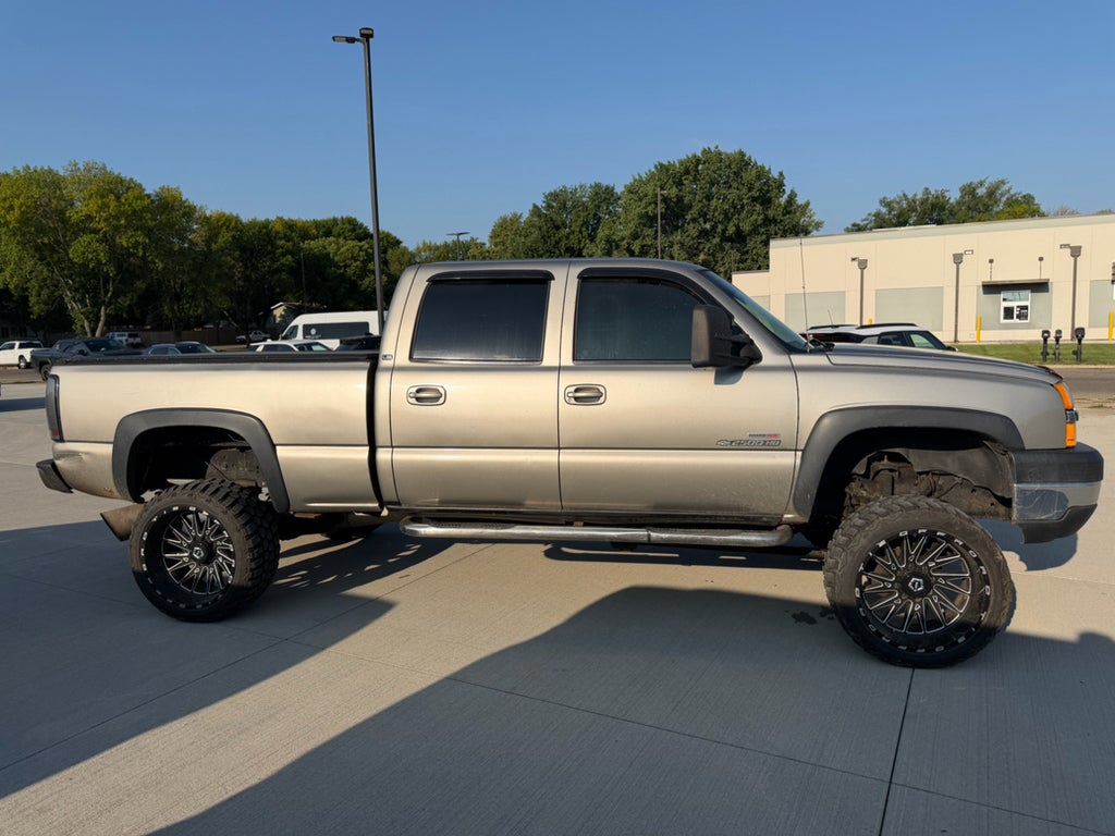 2003 Chevrolet Silverado 2500 LS