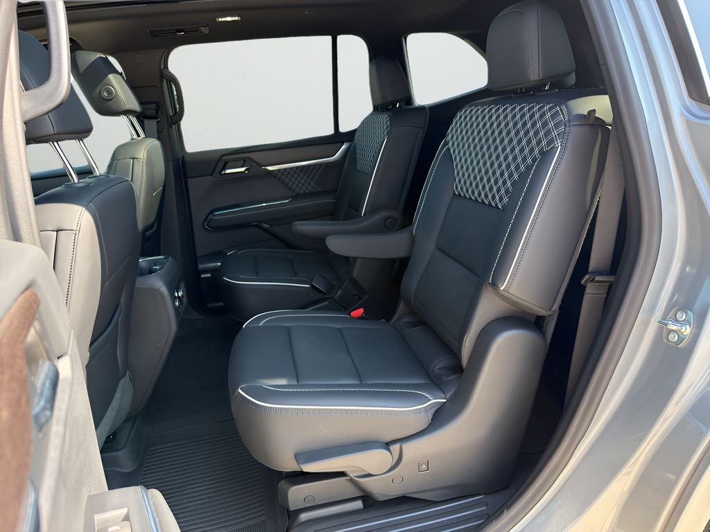 2024 GMC Acadia AWD Denali