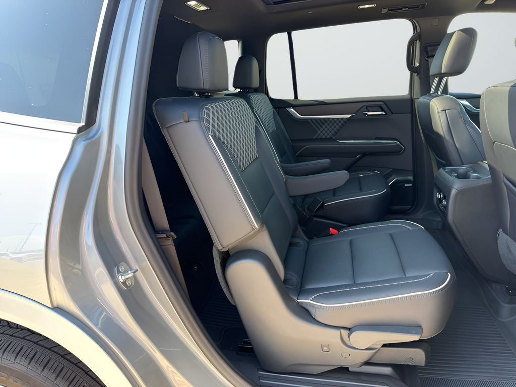 2024 GMC Acadia AWD Denali