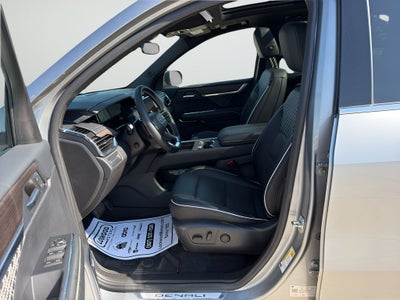 2024 GMC Acadia AWD Denali