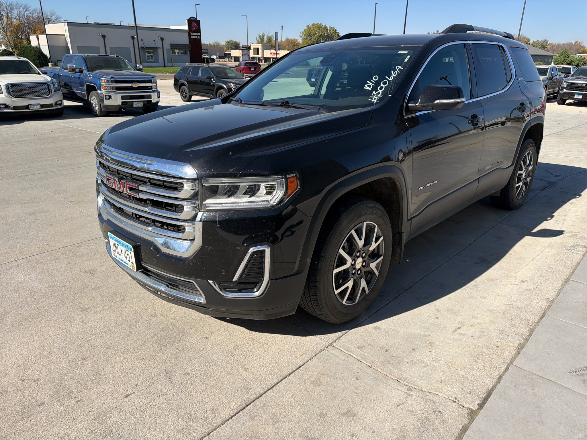 2023 GMC Acadia SLE
