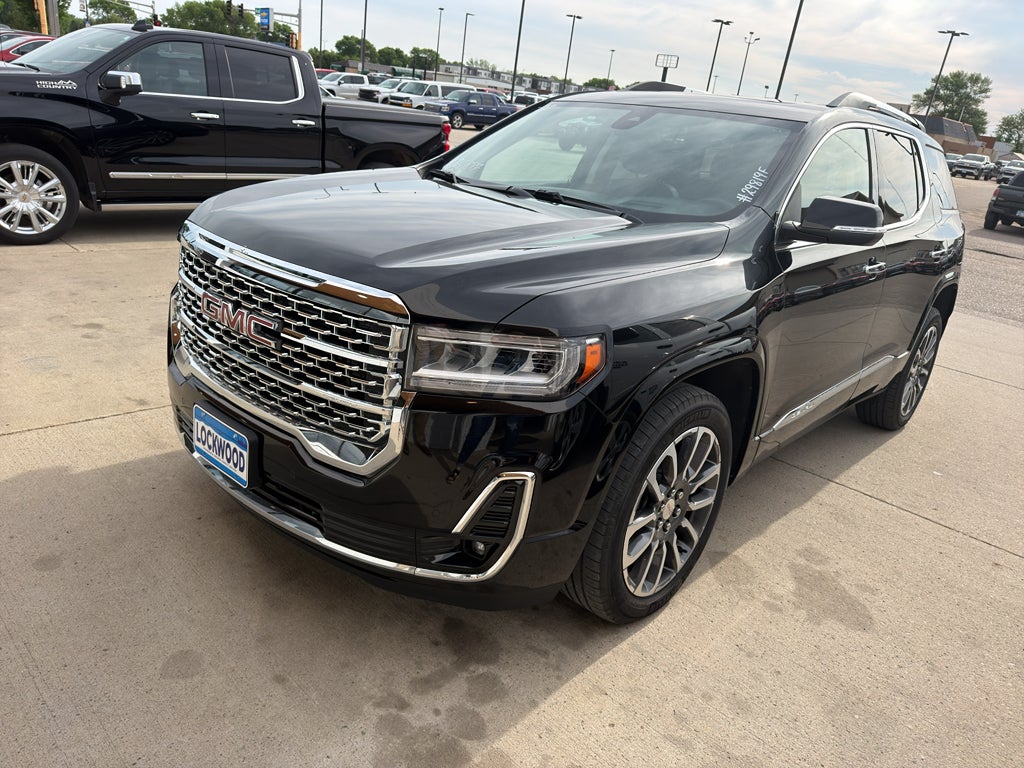 2022 GMC Acadia Denali