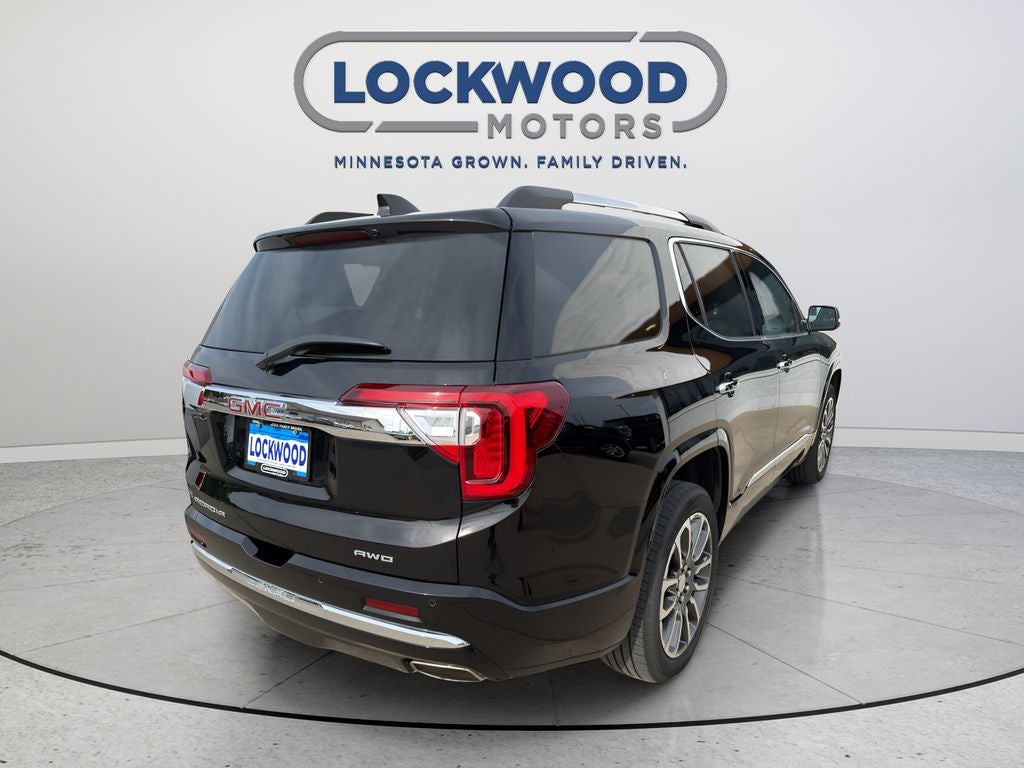 2022 GMC Acadia Denali