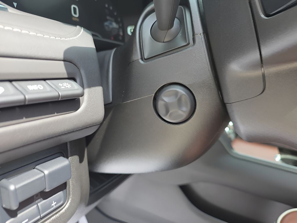 2024 GMC Yukon Denali Ultimate - Photo 20