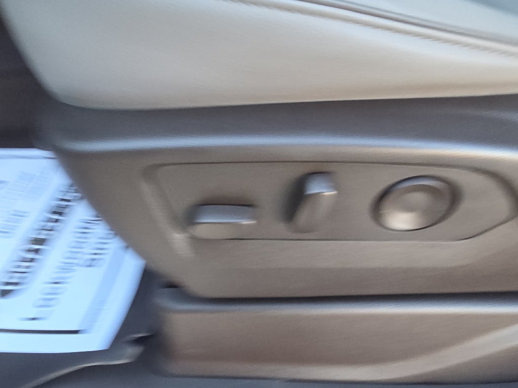 2023 GMC Yukon XL 1500 SLT