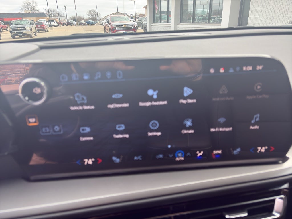 2026 Chevrolet Traverse AWD LT