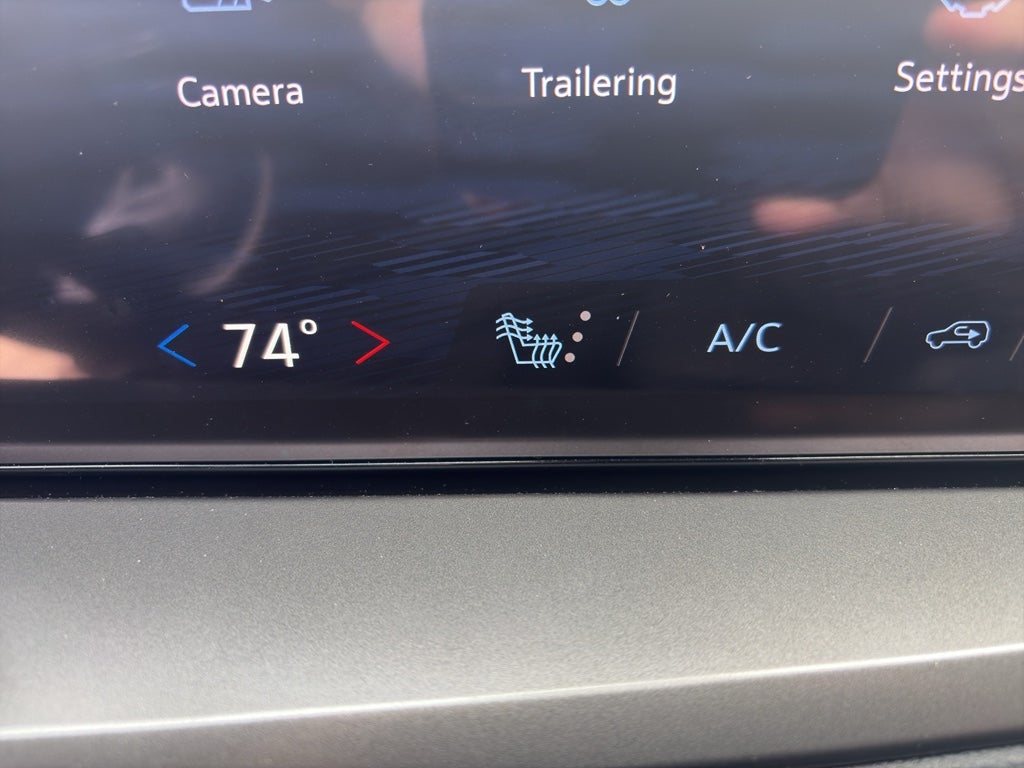 2026 Chevrolet Traverse AWD LT