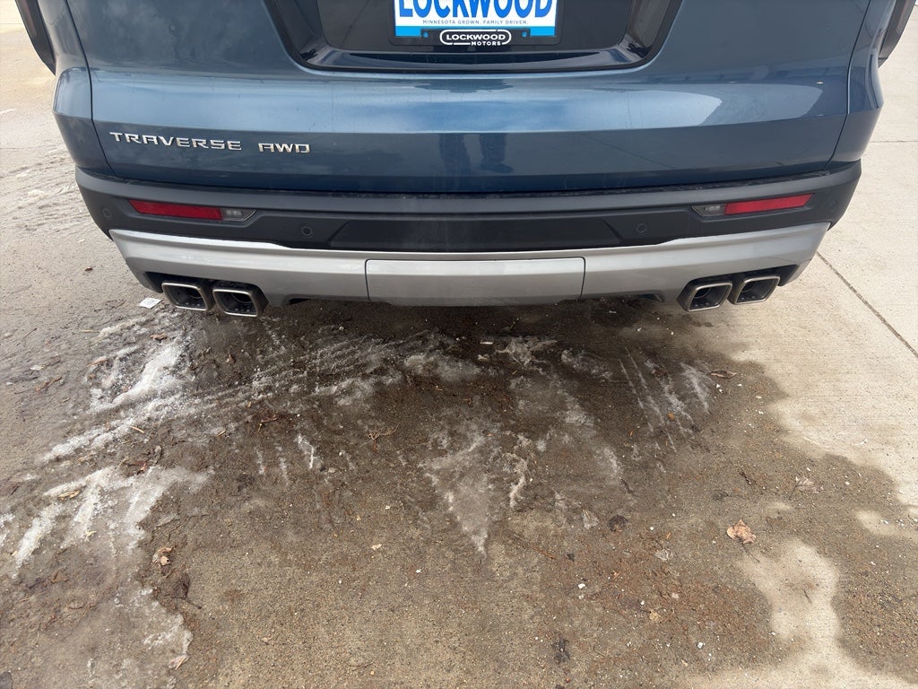 2026 Chevrolet Traverse AWD LT