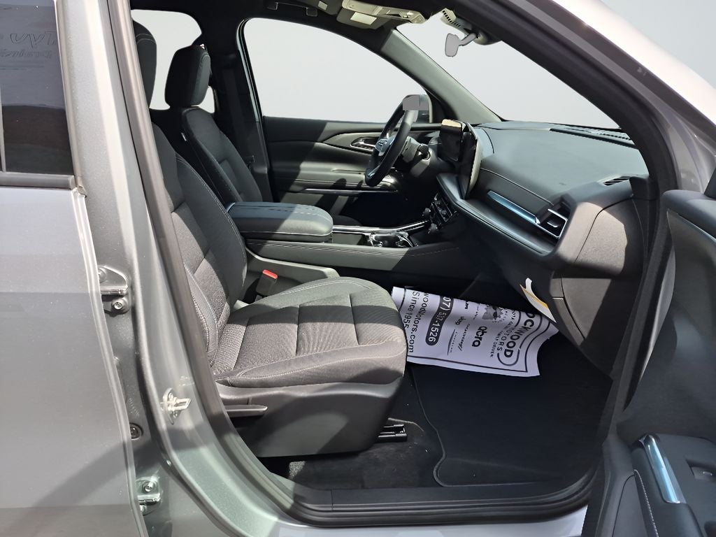 2026 Chevrolet Traverse AWD LT