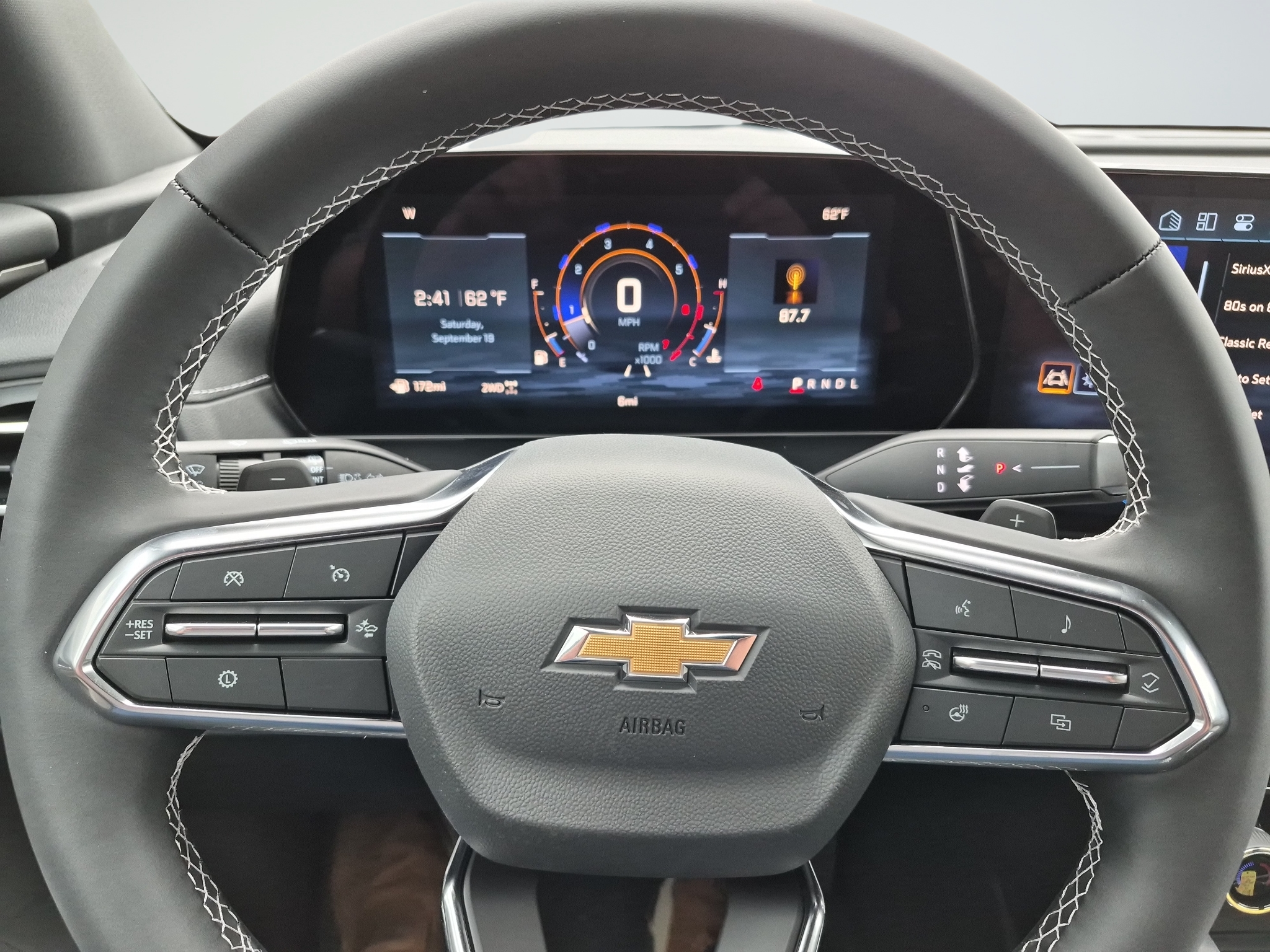 2027 Chevrolet Traverse AWD LT