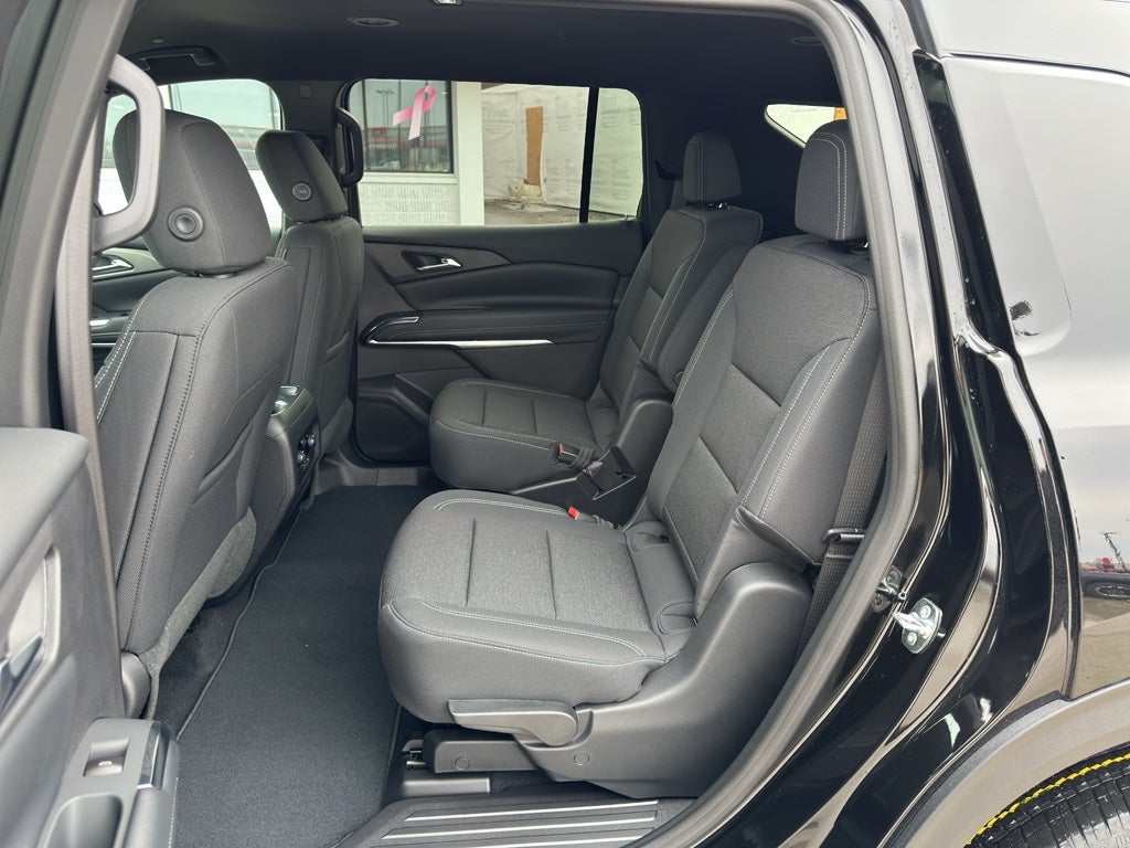 2026 Chevrolet Traverse AWD LT