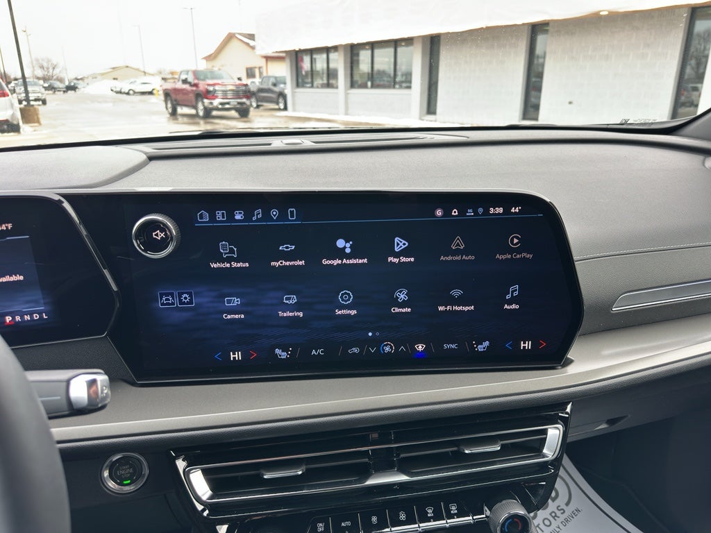 2026 Chevrolet Traverse AWD LT